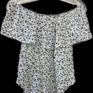 Hourglass Lilly Off Shoulder Flower Paisley Top